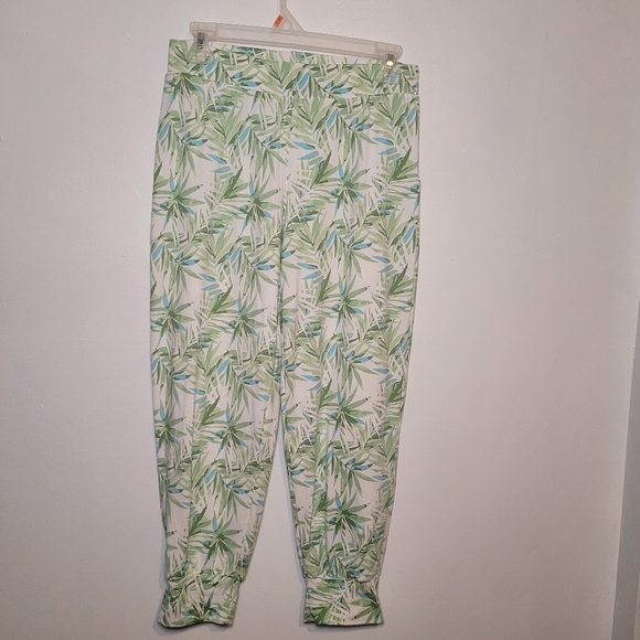 Tahari Palm Print Soft Pajama Set Size Small - Picture 3 of 6